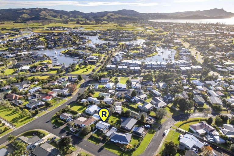 Photo of property in 5 Hilton Avenue, Whitianga, 3510