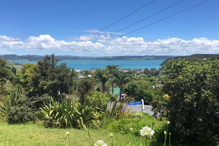 Photo of property in 34 Oneroa Road, Russell, 0202