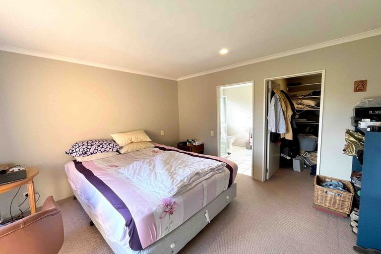 Photo of property in 73 Espalier Drive, Henderson, Auckland, 0612