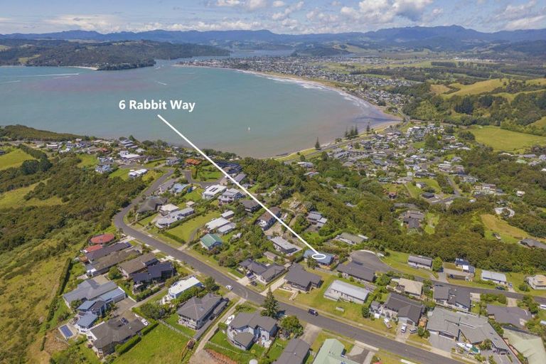 Photo of property in 6 Rabbit Way, Whitianga, 3510