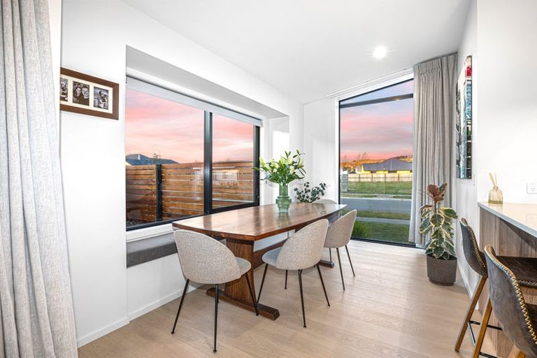 Photo of property in 49 River Stone Drive, Halswell, Christchurch, 8025