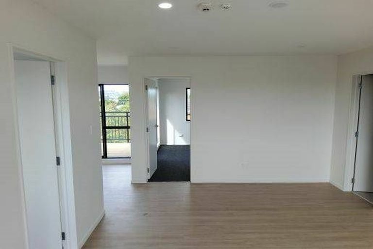 Photo of property in 3/151a Russell Road, Manurewa, Auckland, 2102