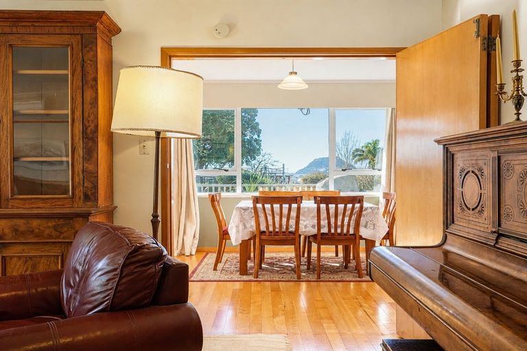 Photo of property in 31 Hillcrest Road, Otumoetai, Tauranga, 3110
