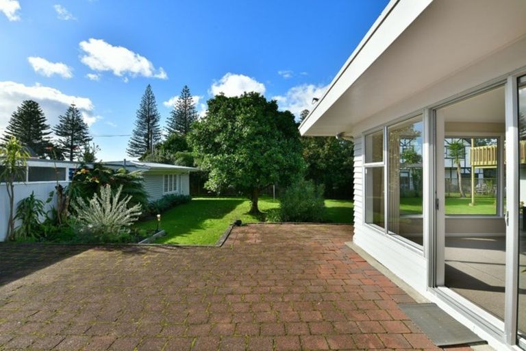 Photo of property in 425 Hibiscus Coast Highway, Orewa, 0931