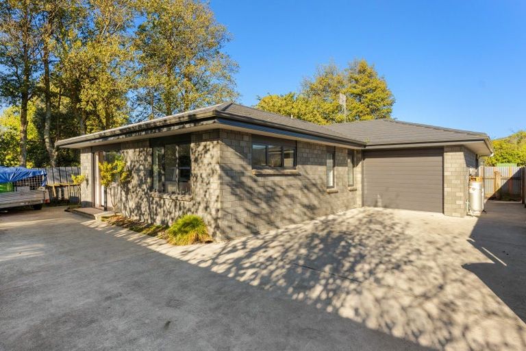 Photo of property in 25d Stout Street, Shannon, 4821