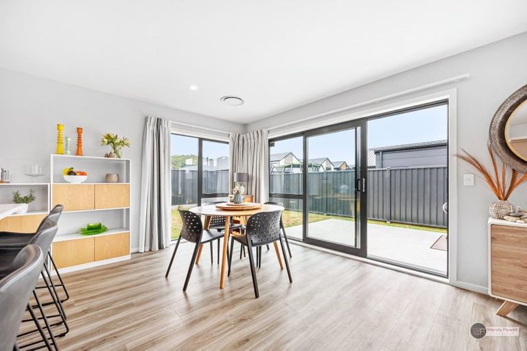 Photo of property in 11 Castletown Street, Wallaceville, Upper Hutt, 5018