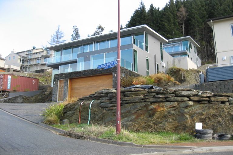 Photo of property in 2 Lancewood Lane, Queenstown, 9300