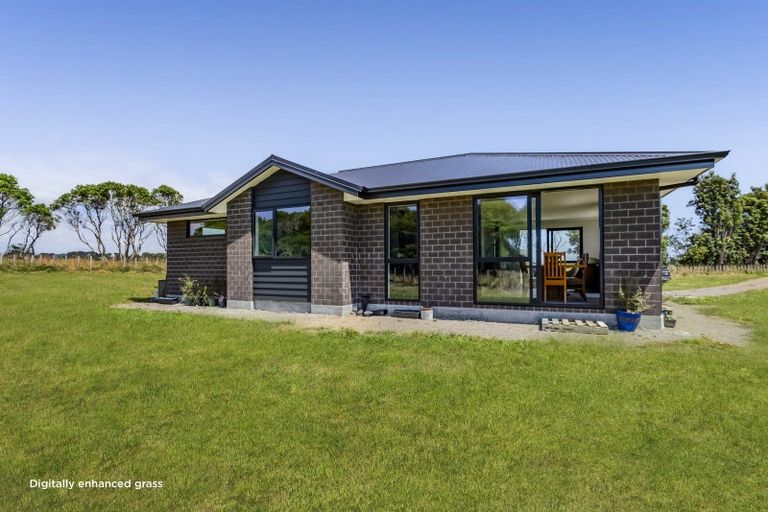 Photo of property in 229d Hoani Road, Okato, New Plymouth, 4381