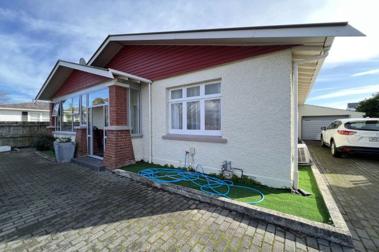 Photo of property in 7 Manawaroa Street, West End, Palmerston North, 4410