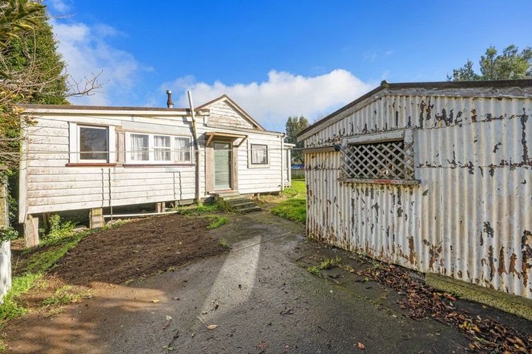 Photo of property in 23 Falstaff Street, Stratford, 4332