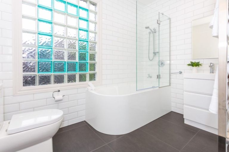 Photo of property in 6 Neville Street, Spreydon, Christchurch, 8024