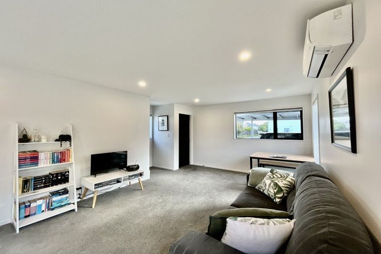 Photo of property in 1/52 Hills Road, Edgeware, Christchurch, 8013