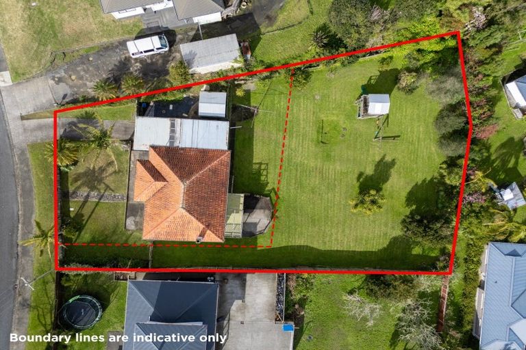 Photo of property in 22 Commins Road, Onerahi, Whangarei, 0110