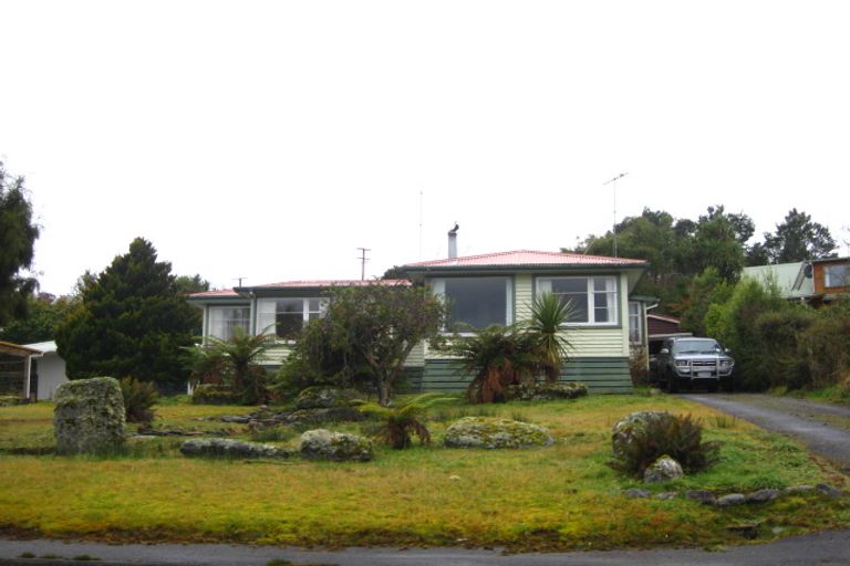 Photo of property in 14 Ahau Street, Moana, 7872