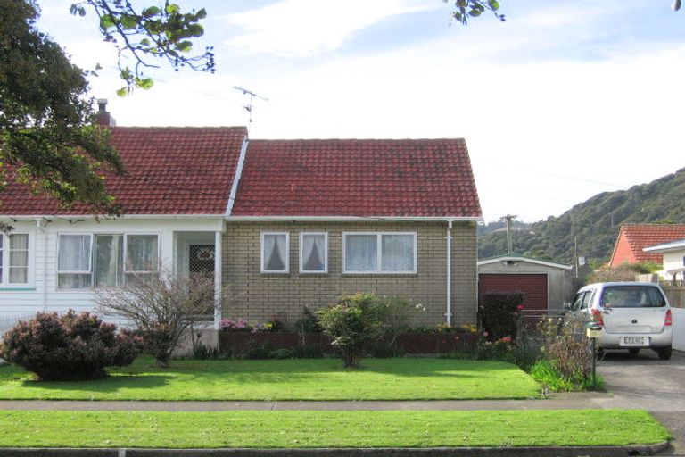 Photo of property in 18 Macky Street, Taita, Lower Hutt, 5011