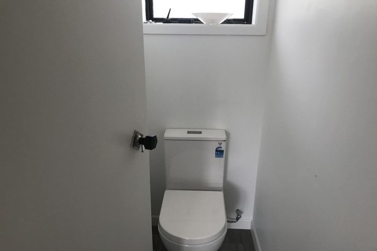 Photo of property in 4 Olive Crescent, Papatoetoe, Auckland, 2025