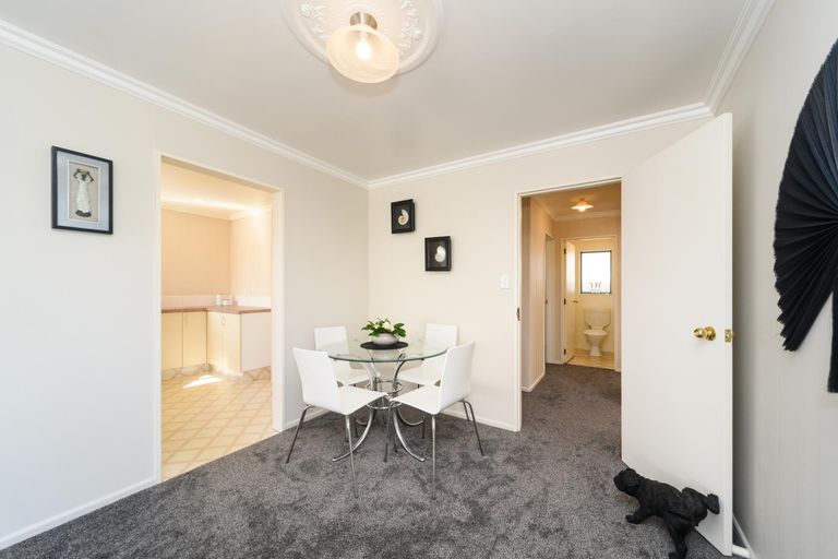Photo of property in 72a Stanley Avenue, Palmerston North, 4414