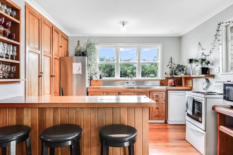 Photo of property in 93 Storey Avenue, Forest Lake, Hamilton, 3200