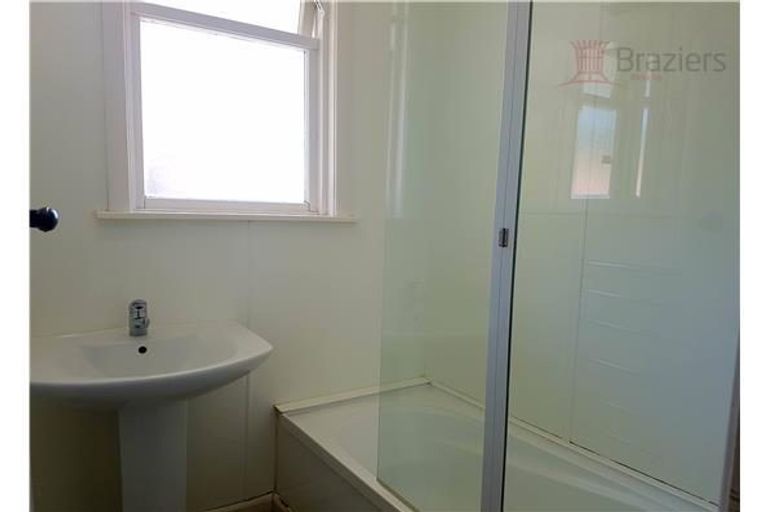 Photo of property in 57 Guildford Street, Burnside, Christchurch, 8053