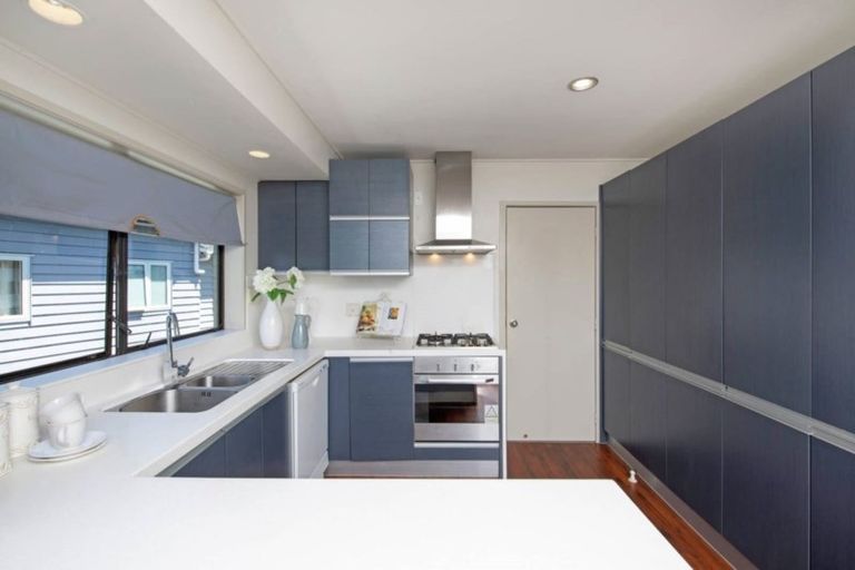 Photo of property in 47 Butley Drive, Farm Cove, Auckland, 2012