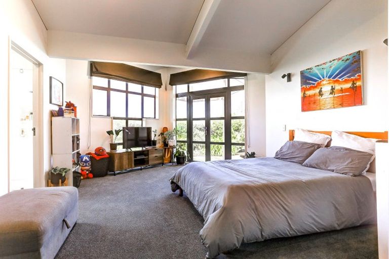 Photo of property in 31 Longbeach Drive, Castlecliff, Whanganui, 4501