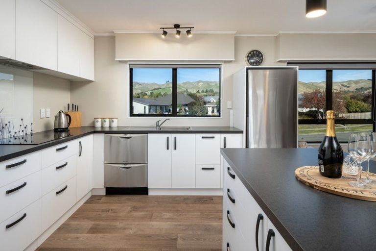 Photo of property in 18 Hillcrest Avenue, Witherlea, Blenheim, 7201