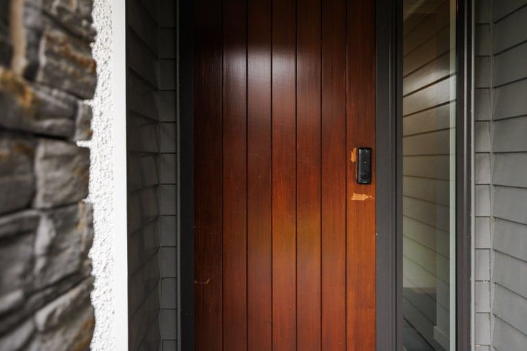 Photo of property in 35 Pegasus Place, Kelvin Grove, Palmerston North, 4414