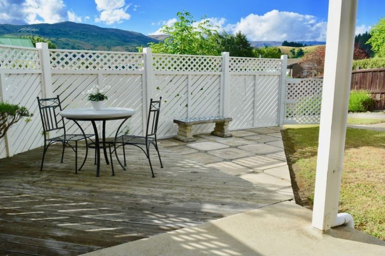 Photo of property in 1 Cornish Place, Cromwell, 9310