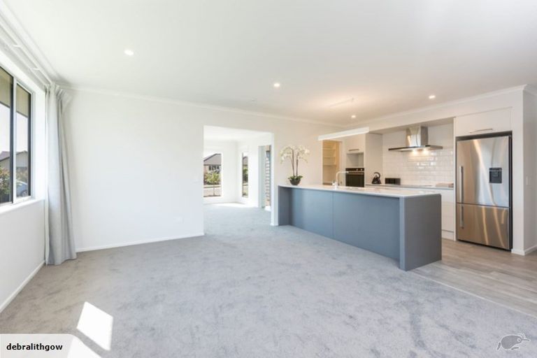 Photo of property in 18 Hart Road, Hauraki, Auckland, 0622
