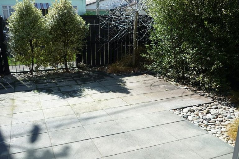 Photo of property in 4/12 Hutcheson Street, Sydenham, Christchurch, 8023