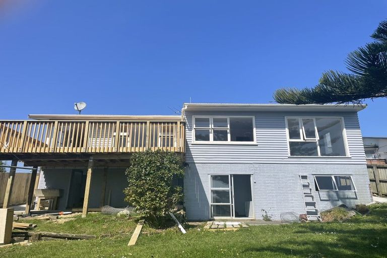 Photo of property in 73 Manuka Road, Bayview, Auckland, 0629