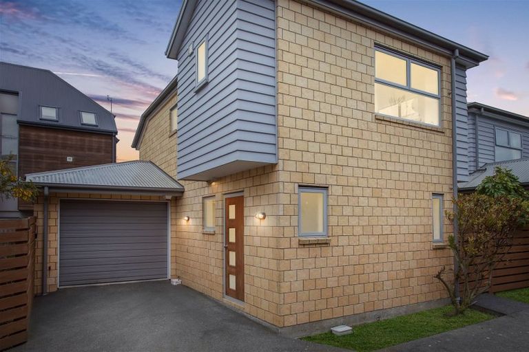 Photo of property in 67c Burke Street, Addington, Christchurch, 8024