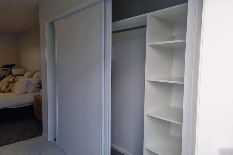 Photo of property in 8/231 Marine Parade, Seatoun, Wellington, 6022