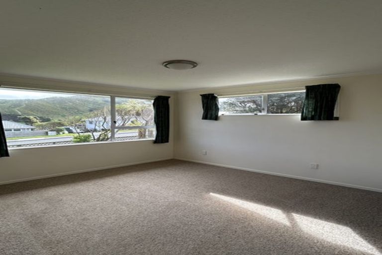 Photo of property in 14 Frobisher Street, Island Bay, Wellington, 6023