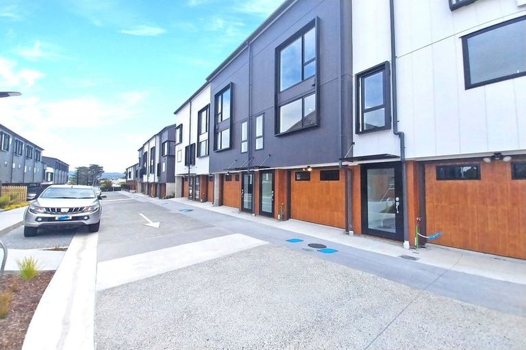 Photo of property in 29 Ara Mara Hua, Henderson, Auckland, 0612