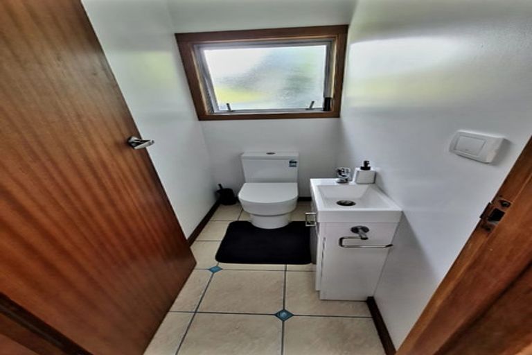 Photo of property in 113 Winara Avenue, Waikanae, 5036
