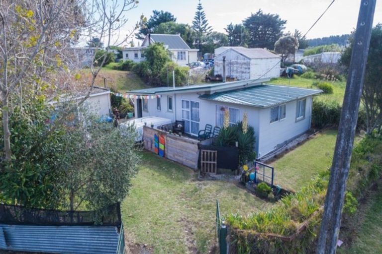 Photo of property in 36 Muapoko Street, Himatangi Beach, Foxton, 4891