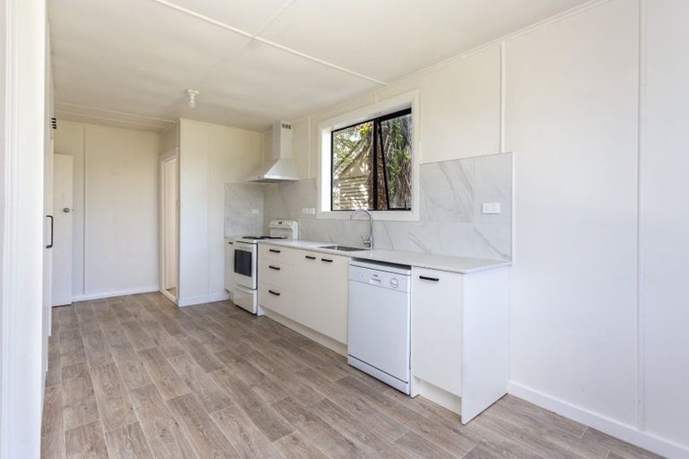 Photo of property in 14 De Havilland Street, Hornby, Christchurch, 8042