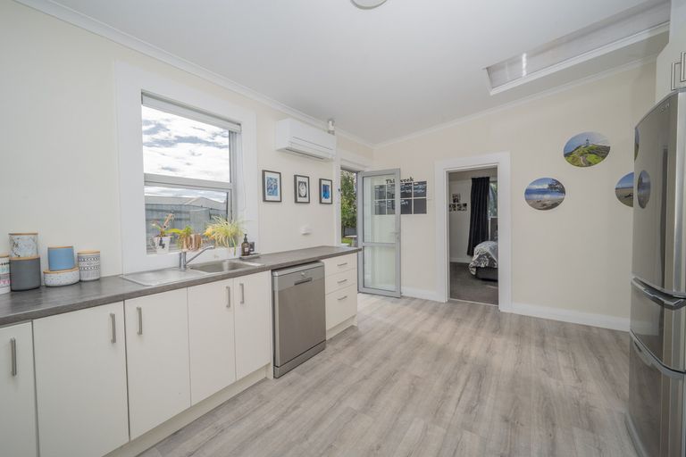 Photo of property in 22 Clutha Street, Alexandra, 9320