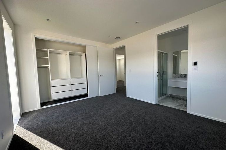 Photo of property in 1b Burnham Street, Petone, Lower Hutt, 5012