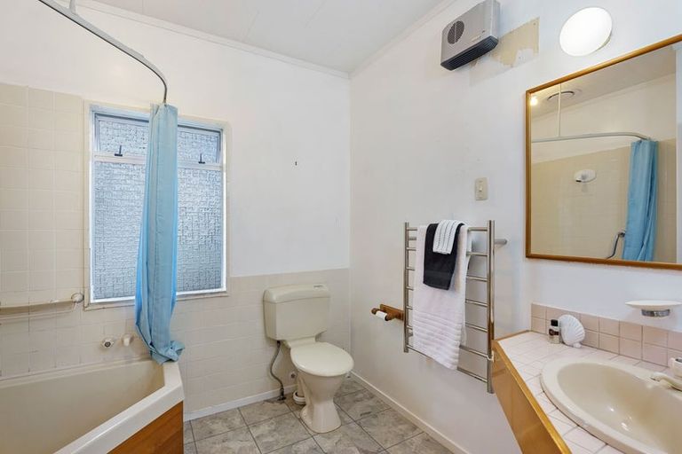 Photo of property in 7 Napier Grove, Waikanae Beach, Waikanae, 5036