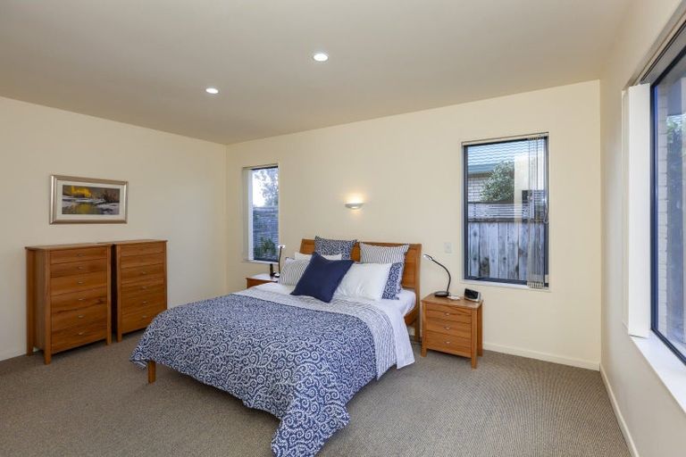 Photo of property in 22 Rifleman Lane, Paraparaumu Beach, Paraparaumu, 5032