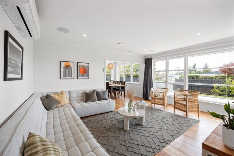 Photo of property in 11 Sandwich Road, St Andrews, Hamilton, 3200