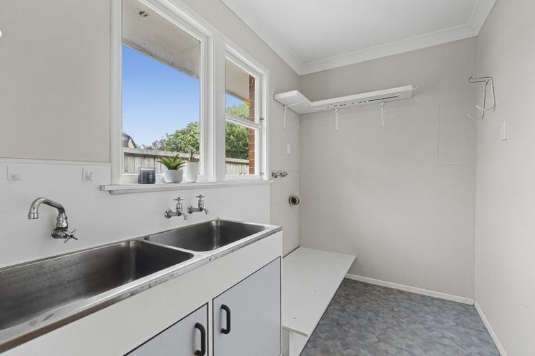Photo of property in 88a Brois Street, Frankleigh Park, New Plymouth, 4310