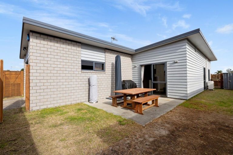 Photo of property in 41 Spinifex Street, Papamoa Beach, Papamoa, 3118