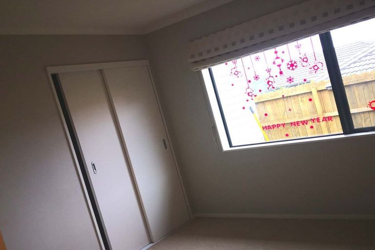 Photo of property in 11 Karika Place, Massey, Auckland, 0614