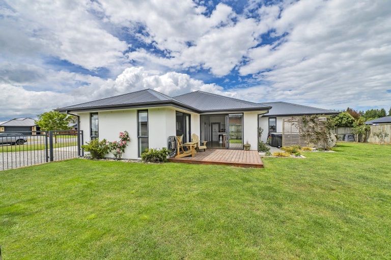 Photo of property in 18 Newbrook Terrace, Darfield, 7510