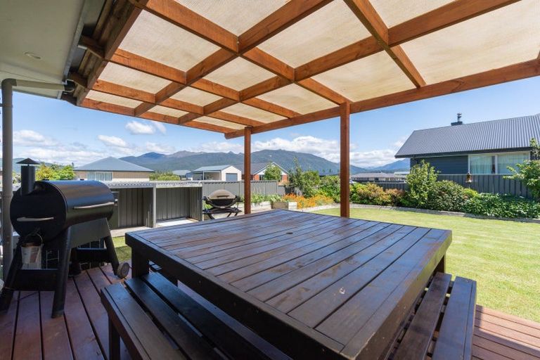 Photo of property in 14 Acheron Way, Te Anau, 9600
