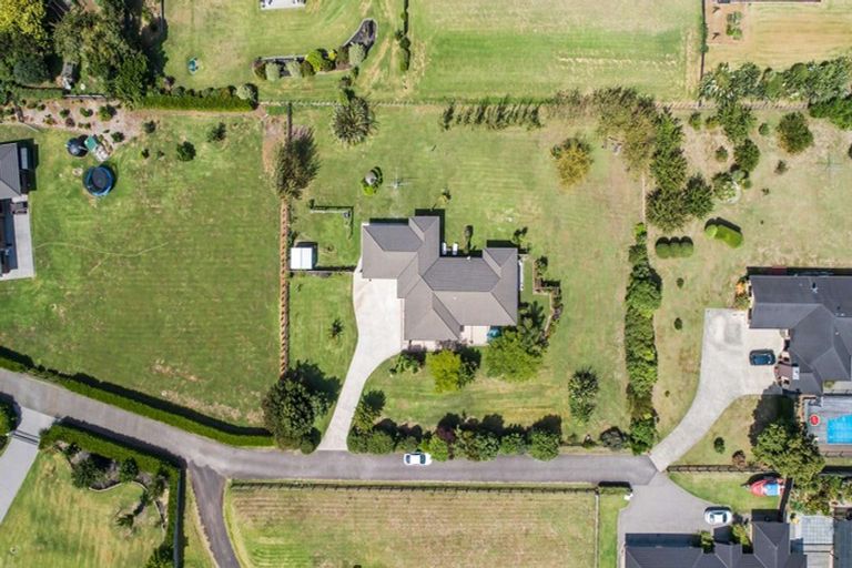 Photo of property in 6 Armstrong Way, Waiuku, 2123