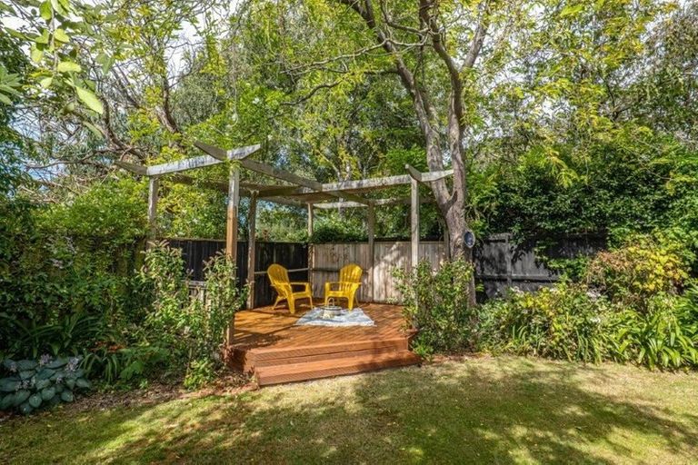 Photo of property in 8 Bard Street, Somerfield, Christchurch, 8024